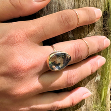 Load image into Gallery viewer, Kapa Cloth & Gold Filled Ring