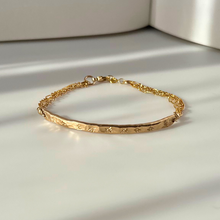 Load image into Gallery viewer, 14k Gold Filled Wayfinder Bracelet