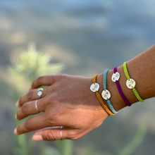 Load image into Gallery viewer, Knotted Silver Hoku Bracelet