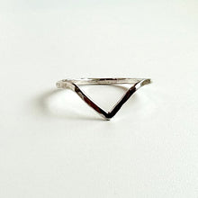 Load image into Gallery viewer, Sterling Silver Mauna Ring
