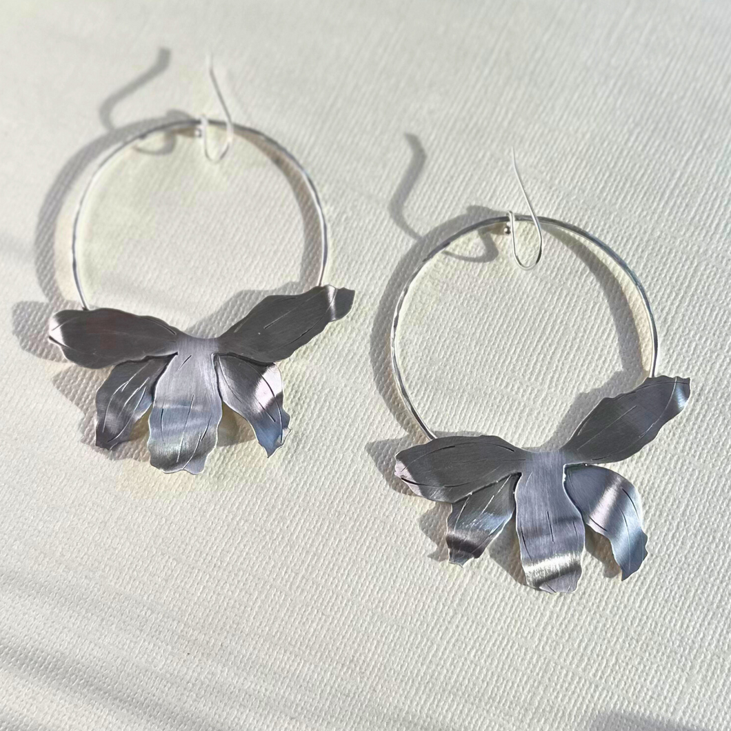Naupaka Silver Hoops